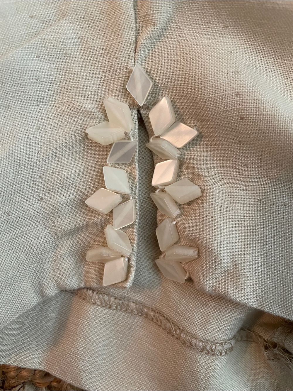 Ruby Rd Linen Blend Embellished Capri Pants Size 14 Beige Cropped Ankle Slit - Picture 6 of 10